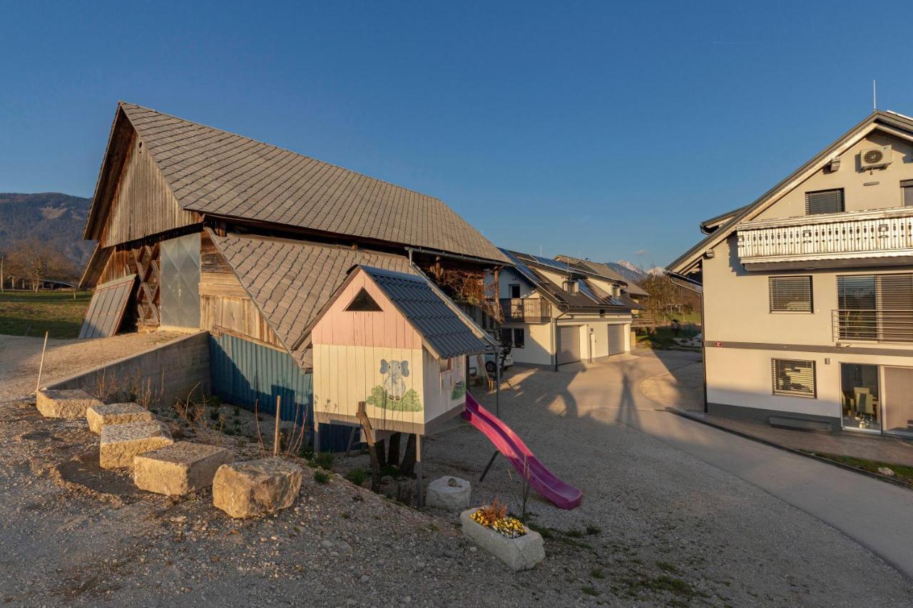 Apartments Linda Брезье Экстерьер фото